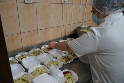 Programul eparhial „Ne înnoim de Sfintele Paşti“ a continuat în municipiul Brăila – fotografia 31
