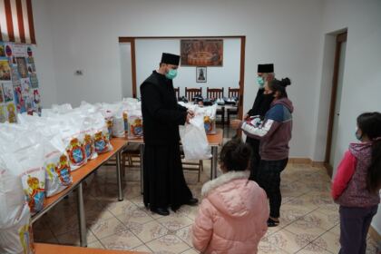 Programul eparhial „Ne înnoim de Sfintele Paşti“ a continuat în municipiul Brăila – fotografia 32