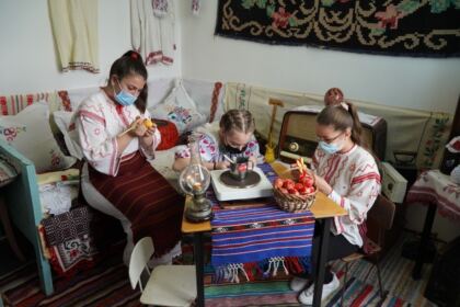 Activităţi social-filantropice în trei parohii rurale din judeţul Galaţi – fotografia 8