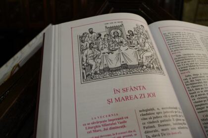Rânduiala Spălării Picioarelor la Catedrala Arhiepiscopală din Galaţi – fotografia 8