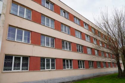 Daruri pentru 40 de familii nevoiaşe din localitatea Cărăpceşti, judeţul Galaţi – fotografia 1