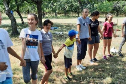 Tabără pentru copiii din localitatea Suceveni – fotografia 8