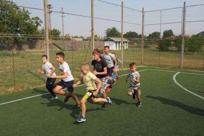 Tabăra de vară „Credință, sport și comuniune“ – fotografia 12
