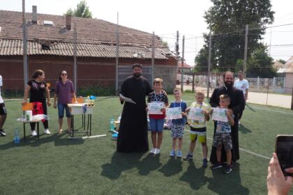 Tabăra de vară „Credință, sport și comuniune“ – fotografia 14