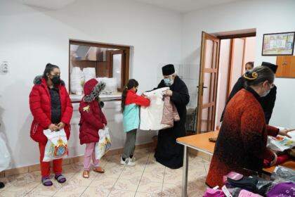 Daruri oferite de Centrul social „Sfântul Vasile cel Mare“ din Brăila – fotografia 15