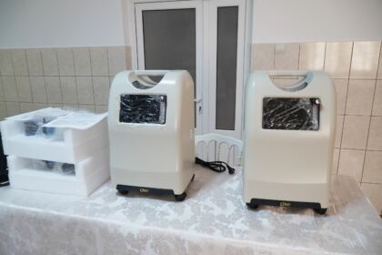 Parohia „Sf. Filofteia“ din Brăila sprijină semenii nevoiaşi şi unităţile medicale – fotografia 5