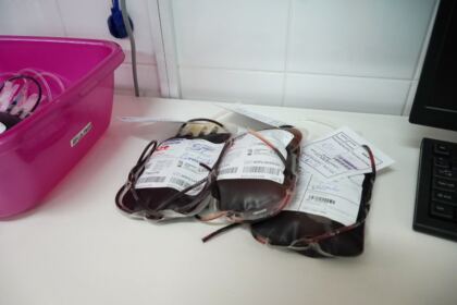 Elevii seminarişti gălăţeni au donat sânge pentru semenii lor din spitale – fotografia 19