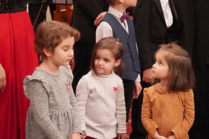 Concert caritabil pentru Marci la Muzeul eparhial din Galaţi – fotografia 35