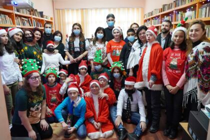 Daruri pentru copiii de la Şcoala Specială „Constantin Pufan“ din Galaţi – fotografia 15