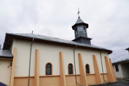Activităţi social-filantropice pentru semenii nevoiaşi la parohia „Sf. Antonie“ din Brăila – fotografia 1