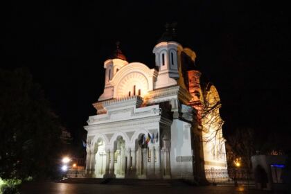 Festivalul de datini şi obiceiuri la Naşterea Domnului şi Anul Nou „Tudor Pamfile“ la Galaţi – fotografia 1