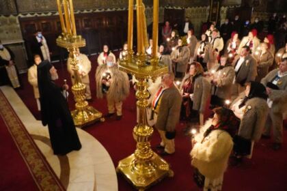 Festivalul de datini şi obiceiuri la Naşterea Domnului şi Anul Nou „Tudor Pamfile“ la Galaţi – fotografia 6