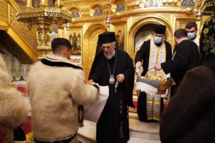 Festivalul de datini şi obiceiuri la Naşterea Domnului şi Anul Nou „Tudor Pamfile“ la Galaţi – fotografia 13