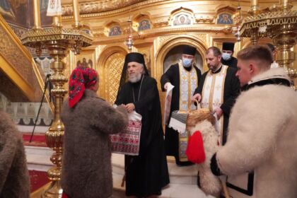 Festivalul de datini şi obiceiuri la Naşterea Domnului şi Anul Nou „Tudor Pamfile“ la Galaţi – fotografia 14