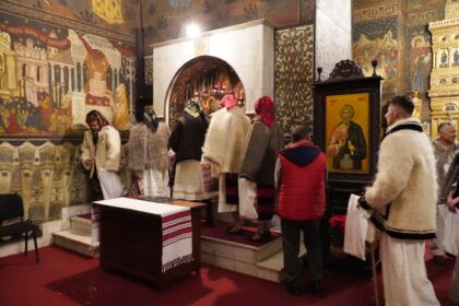 Festivalul de datini şi obiceiuri la Naşterea Domnului şi Anul Nou „Tudor Pamfile“ la Galaţi – fotografia 15