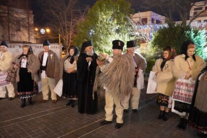 Festivalul de datini şi obiceiuri la Naşterea Domnului şi Anul Nou „Tudor Pamfile“ la Galaţi – fotografia 20