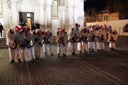 Festivalul de datini şi obiceiuri la Naşterea Domnului şi Anul Nou „Tudor Pamfile“ la Galaţi – fotografia 22
