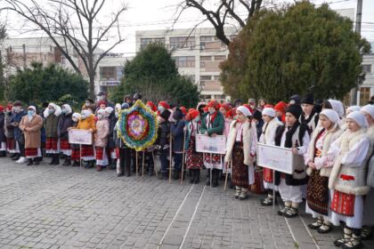 Festivalul de datini şi obiceiuri la Naşterea Domnului şi Anul Nou „Tudor Pamfile“ la Galaţi – fotografia 32