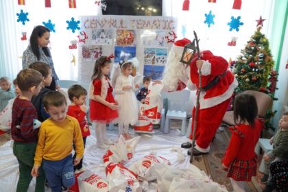 Daruri pentru copiii de la Grădiniţa „Familia“ din Brăila – fotografia 13
