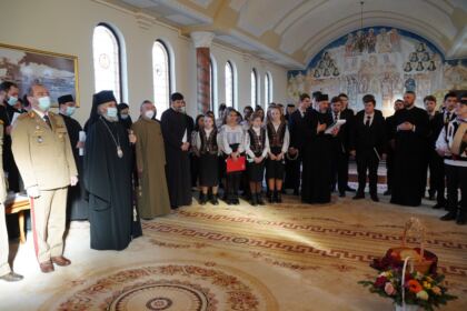 Colindători la Centrul Eparhial al Arhiepiscopiei Dunării de Jos – fotografia 6