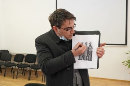 Simpozion studenţesc la Galaţi dedicat Sfinţilor Trei Ierarhi – fotografia 30