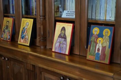 Simpozion interliceal organizat de Seminarul Teologic Ortodox „Sfântul Apostol Andrei“ din Galaţi – fotografia 4