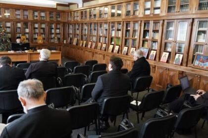 Simpozion interliceal organizat de Seminarul Teologic Ortodox „Sfântul Apostol Andrei“ din Galaţi – fotografia 17