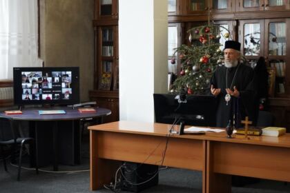 Simpozion interliceal organizat de Seminarul Teologic Ortodox „Sfântul Apostol Andrei“ din Galaţi – fotografia 27