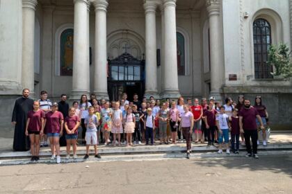 Activităţi de vară pentru copiii din trei parohii brăilene – fotografia 2