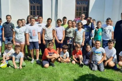 Activități de vară pentru 40 de copii din Ianca – fotografia 9