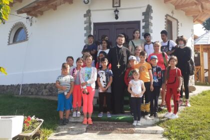 Tabără de vară pentru 25 de copii din cadrul Asociației „Sfântul Vasile cel Mare“ din Galați – fotografia 2