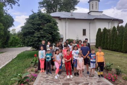Tabără de vară pentru 25 de copii din cadrul Asociației „Sfântul Vasile cel Mare“ din Galați – fotografia 15