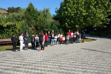 Mănăstirea Toflea, gazdă primitoare pentru copii pe timpul verii – fotografia 11
