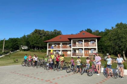 Activități de vară pentru copii în Parohia Brătulești – fotografia 31
