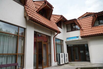 Cursul festiv al elevilor din anul terminal de la Seminarului Teologic Ortodox „Sfântul Apostol Andrei“ din Galaţi – fotografia 1