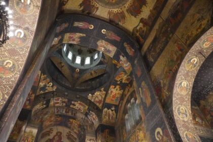 Slujire arhierească şi daruri pentru persoanele cu deficienţă de vedere în Arhiepiscopia Dunării de Jos – fotografia 2