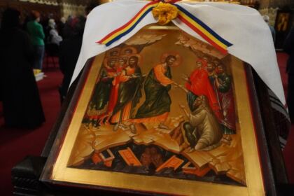 Slujire arhierească şi daruri pentru persoanele cu deficienţă de vedere în Arhiepiscopia Dunării de Jos – fotografia 3