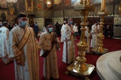 Slujire arhierească şi daruri pentru persoanele cu deficienţă de vedere în Arhiepiscopia Dunării de Jos – fotografia 8
