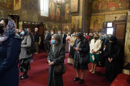 Slujire arhierească şi daruri pentru persoanele cu deficienţă de vedere în Arhiepiscopia Dunării de Jos – fotografia 13