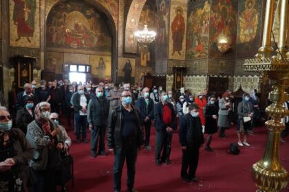 Slujire arhierească şi daruri pentru persoanele cu deficienţă de vedere în Arhiepiscopia Dunării de Jos – fotografia 17