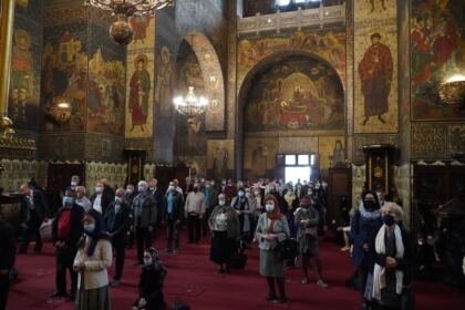 Slujire arhierească şi daruri pentru persoanele cu deficienţă de vedere în Arhiepiscopia Dunării de Jos – fotografia 19