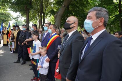 Ziua Eroilor în Arhiepiscopia Dunării de Jos – fotografia 7