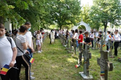 Ziua Eroilor în Arhiepiscopia Dunării de Jos – fotografia 10