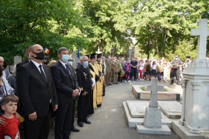 Ziua Eroilor în Arhiepiscopia Dunării de Jos – fotografia 13
