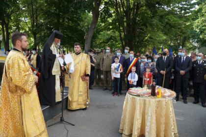 Ziua Eroilor în Arhiepiscopia Dunării de Jos – fotografia 18