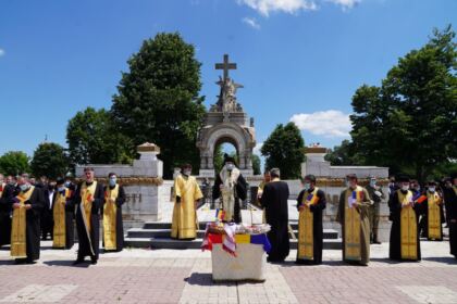 Ziua Eroilor în Arhiepiscopia Dunării de Jos – fotografia 45