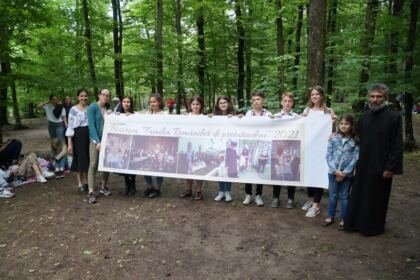 Sărbătoarea Preasfintei Treimi în pădurea Buciumenilor – fotografia 53