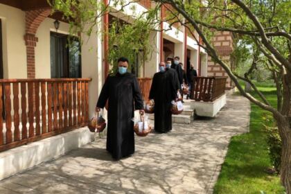 Daruri pascale oferite cadrelor medicale – fotografia 5