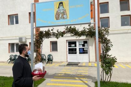Daruri pascale oferite cadrelor medicale – fotografia 9