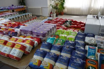 Activitate filantropică la Centrul regional de cazare şi proceduri pentru solicitanţii de azil din Galaţi – fotografia 3